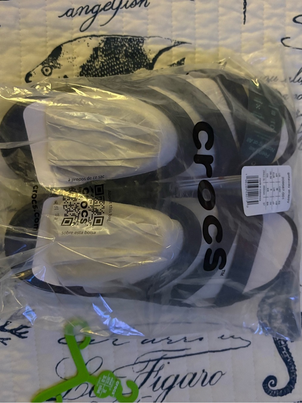 Crocs Getaway Women's Strappy Sandals NWT SIZE 8